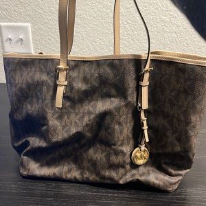 Michael Kors Tote